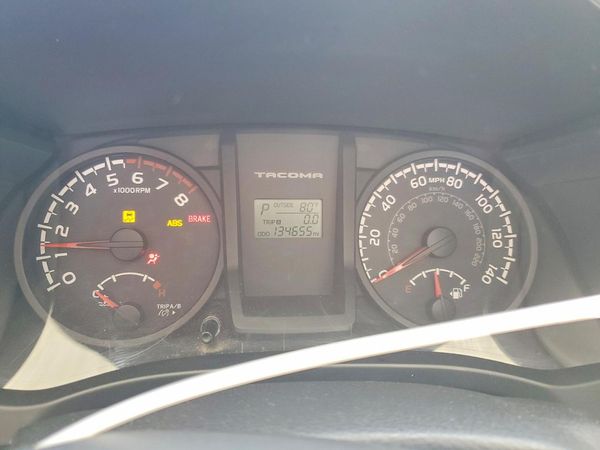 2016 TOYOTA TACOMA SR/SR5