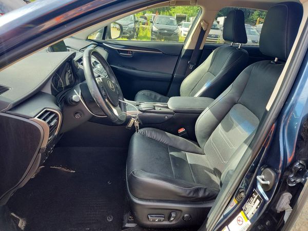2015 LEXUS NX 200t Luxury