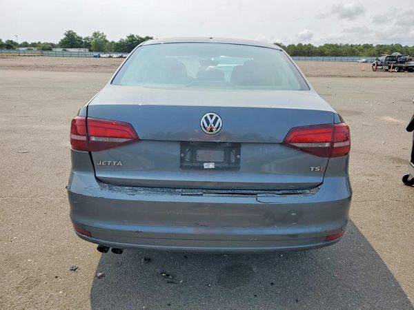 2018 VOLKSWAGEN JETTA