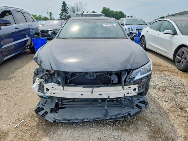 2024 LEXUS ES