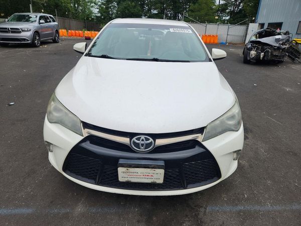 2016 TOYOTA CAMRY
