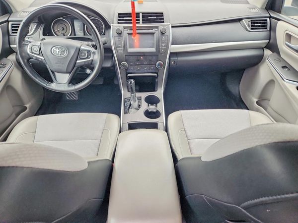 2016 TOYOTA CAMRY