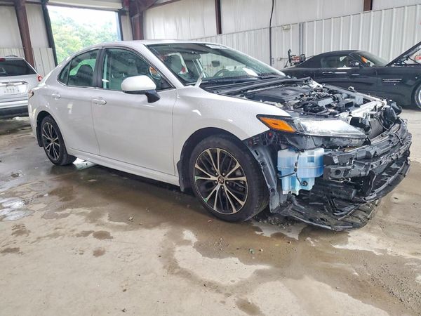 2020 TOYOTA CAMRY