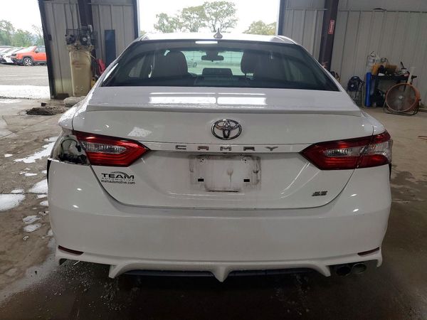 2020 TOYOTA CAMRY