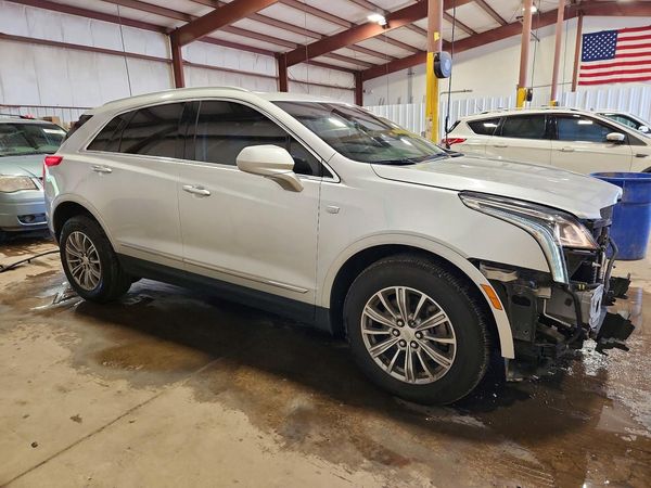2018 CADILLAC XT5 Luxury