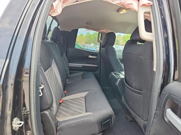2018 TOYOTA TUNDRA SR/SR5