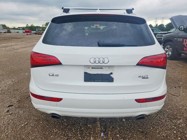 2014 AUDI Q5