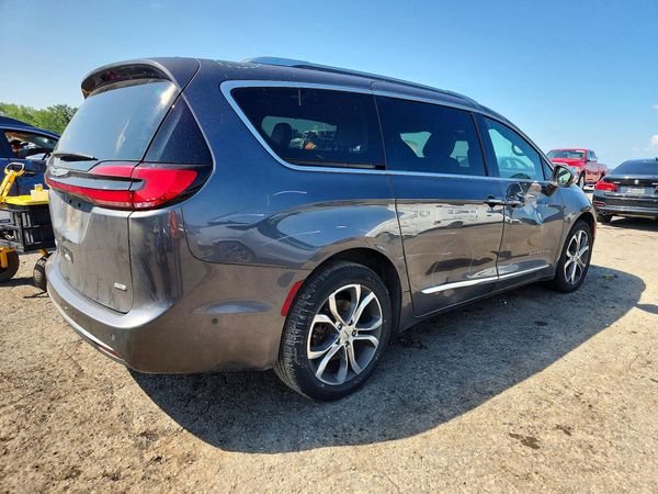 2021 CHRYSLER PACIFICA Pinnacle