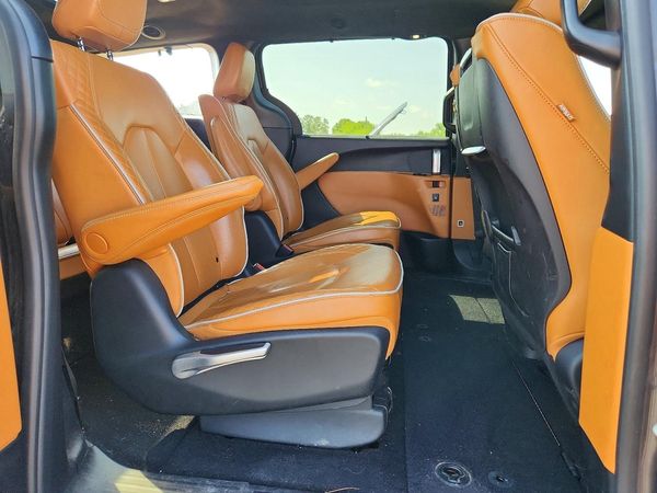 2021 CHRYSLER PACIFICA Pinnacle
