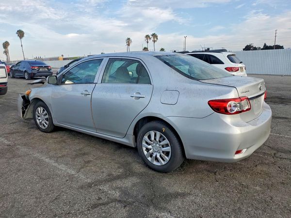 2013 TOYOTA COROLLA
