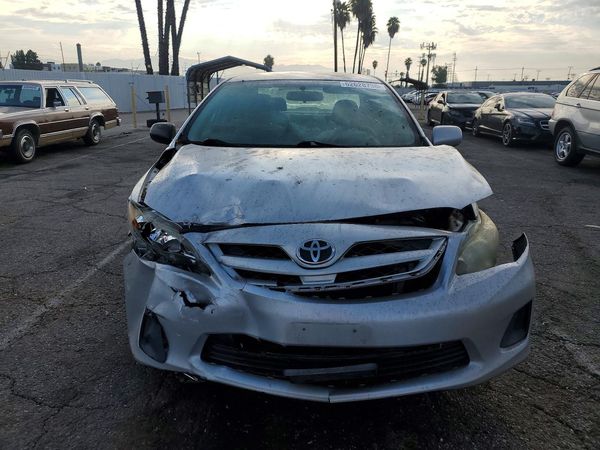 2013 TOYOTA COROLLA