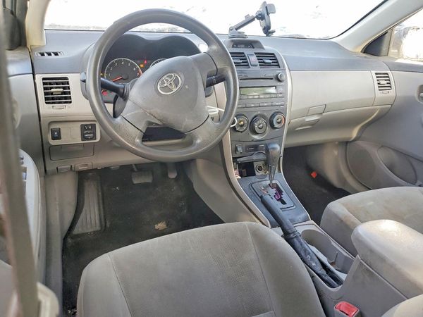 2013 TOYOTA COROLLA