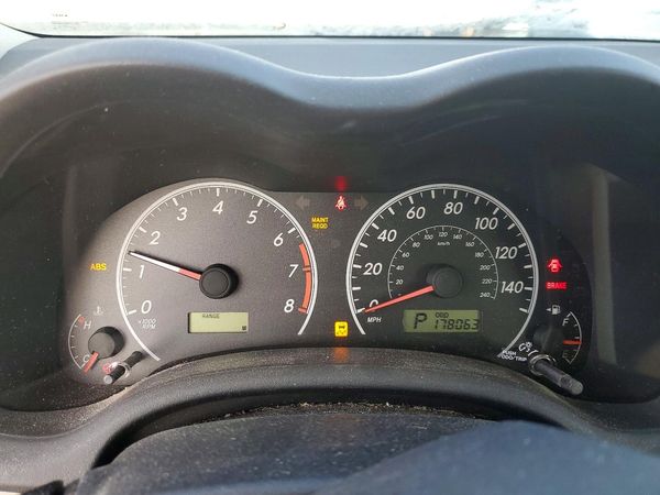 2013 TOYOTA COROLLA