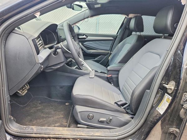2025 VOLKSWAGEN JETTA Comfortline