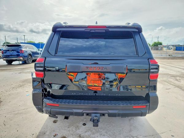 2025 TOYOTA 4RUNNER