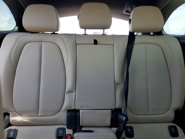 2022 BMW X1 sDrive28i