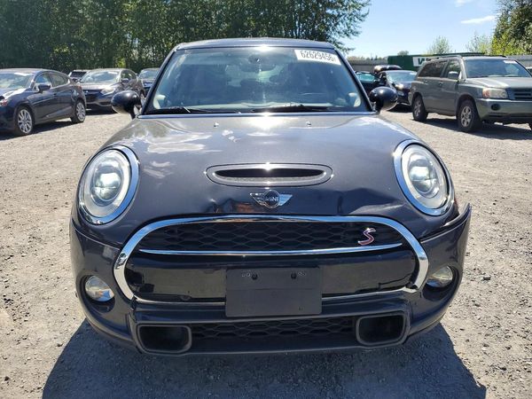 2015 MINI COOPER