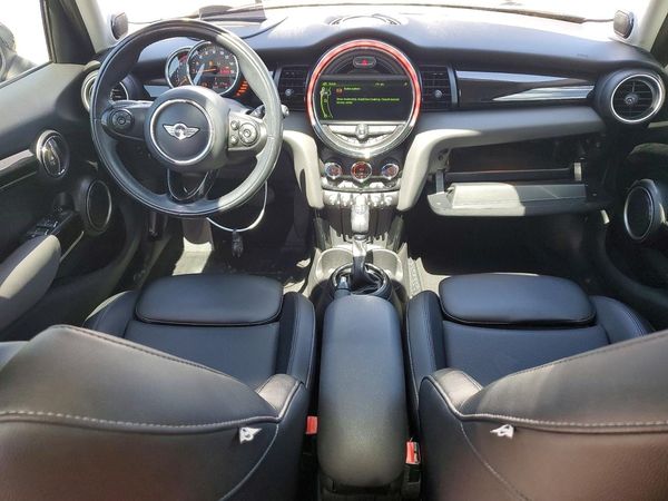 2015 MINI COOPER