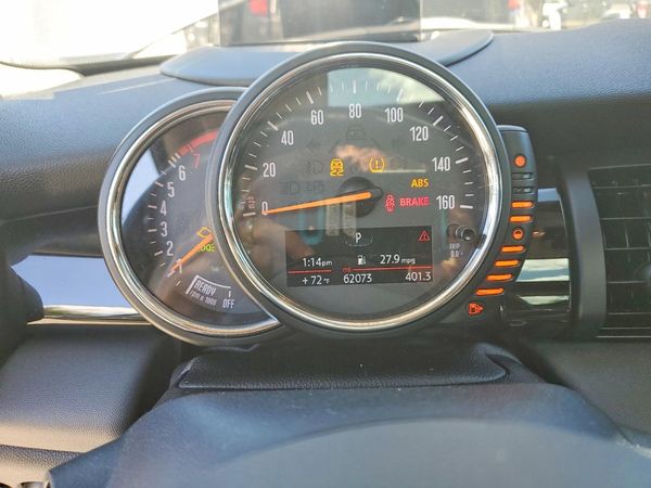 2015 MINI COOPER