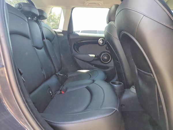 2015 MINI COOPER