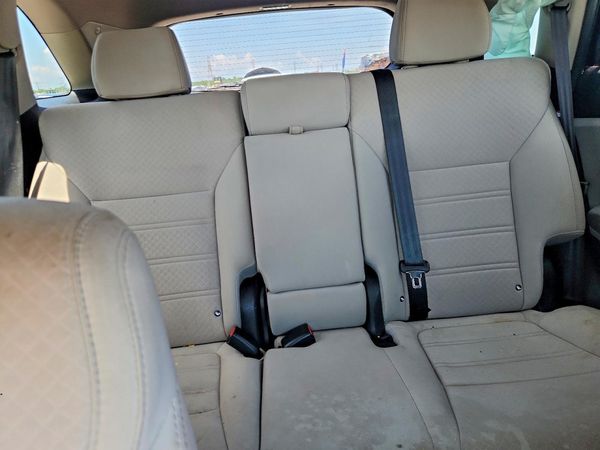 2017 KIA SORENTO L, LX