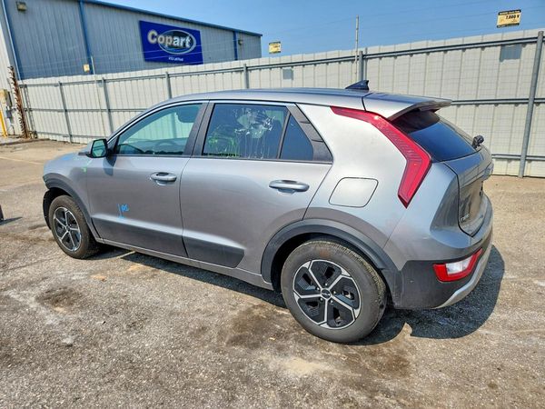2026 KIA NIRO LX