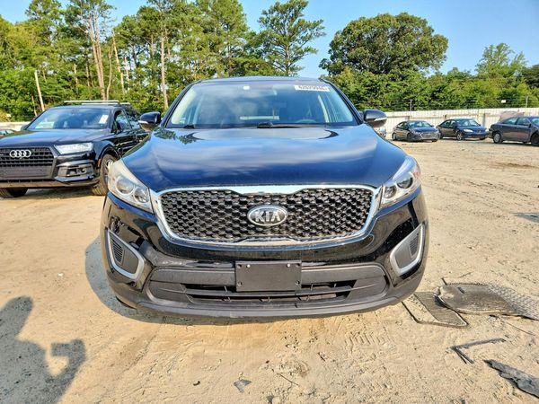 2017 KIA SORENTO L, LX