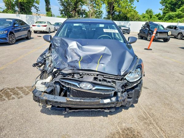 2012 HYUNDAI ACCENT GLS (Middle grade)