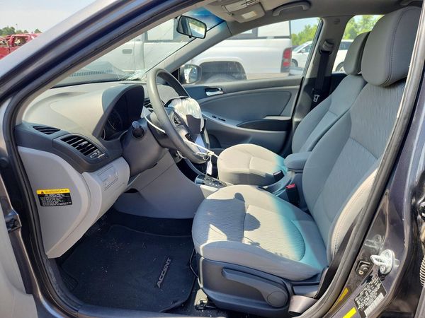 2012 HYUNDAI ACCENT GLS (Middle grade)