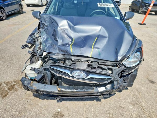 2012 HYUNDAI ACCENT GLS (Middle grade)