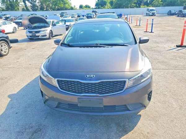 2017 KIA FORTE LX Base