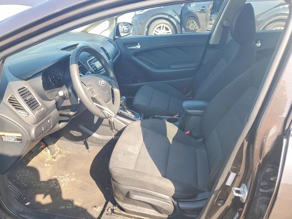 2017 KIA FORTE LX Base