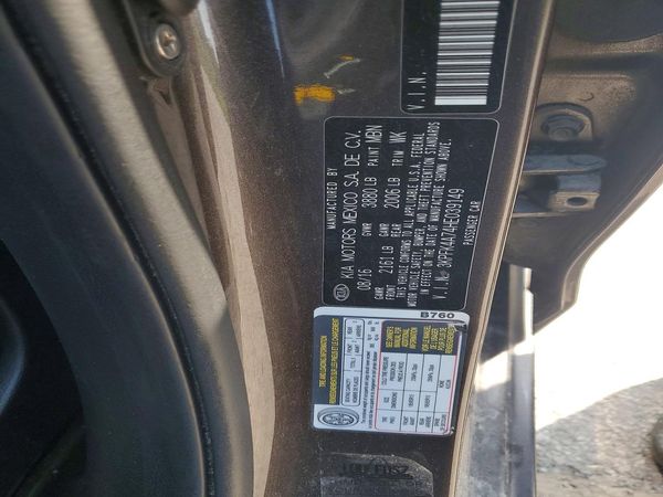 2017 KIA FORTE LX Base