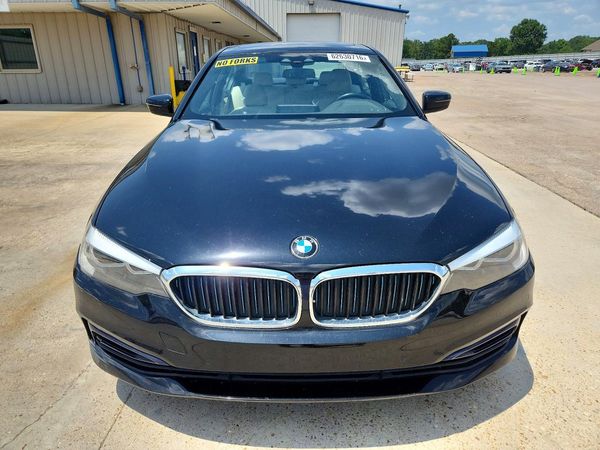 2018 BMW 530E