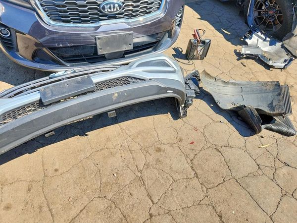 2018 HYUNDAI TUCSON SE Standard — LOOS