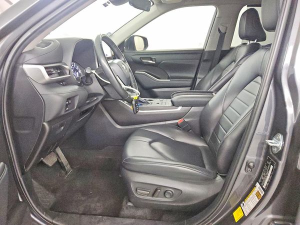 2024 TOYOTA HIGHLANDER — DENT