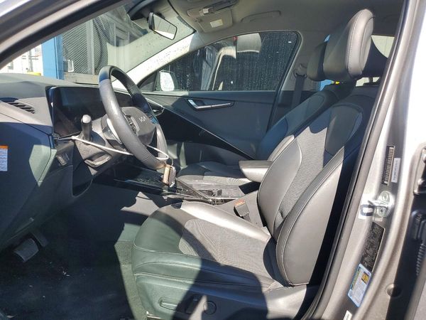 2023 KIA NIRO Wind