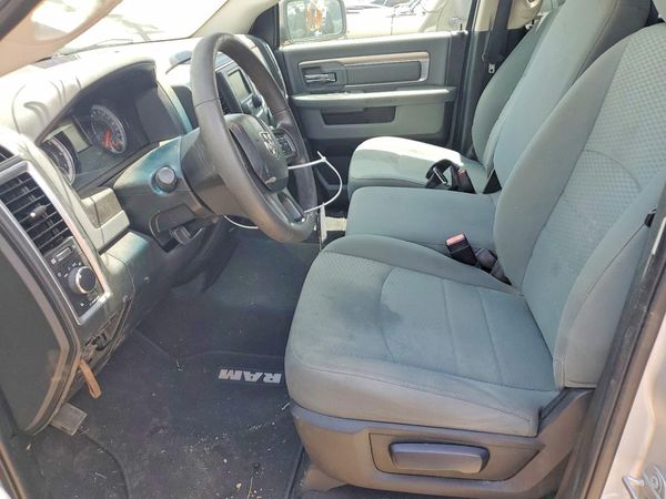 2018 RAM 1500 SLT QUAD CAB 4X4