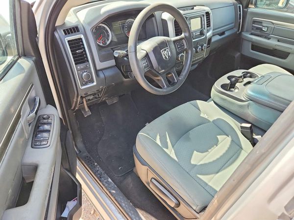 2018 RAM 1500 SLT QUAD CAB 4X4