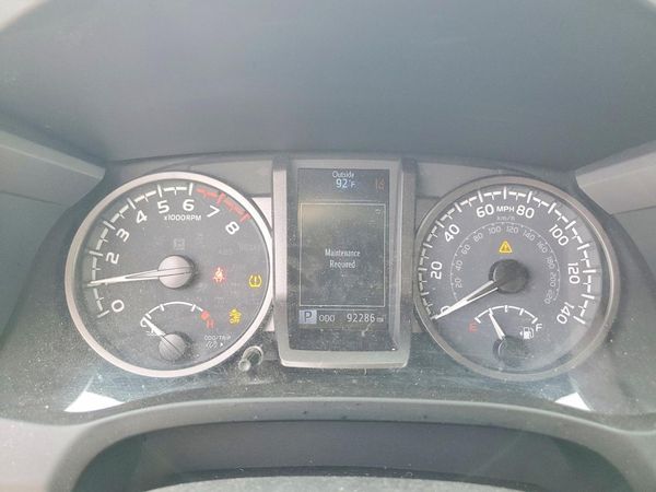 2023 TOYOTA TACOMA SR5