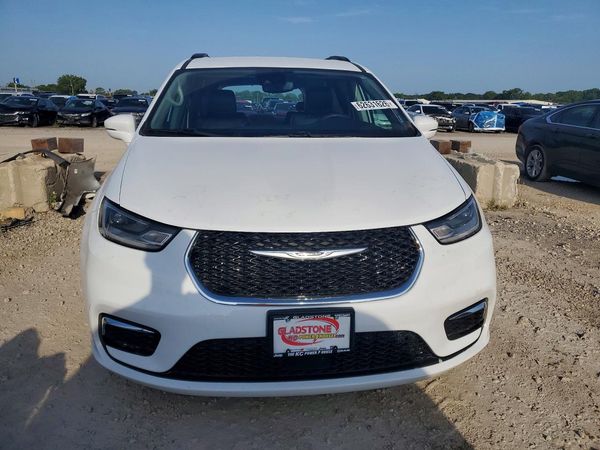 2022 CHRYSLER PACIFICA