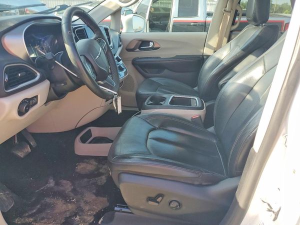 2022 CHRYSLER PACIFICA