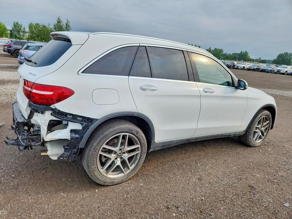 2018 MERCEDES-BENZ GLC GLC 300-4M