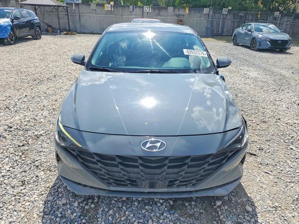 2022 HYUNDAI ELANTRA