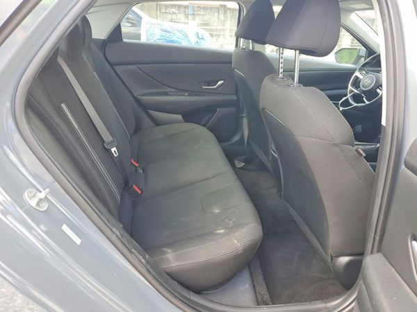 2022 HYUNDAI ELANTRA