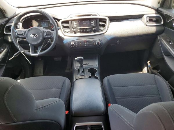 2018 KIA SORENTO L, LX
