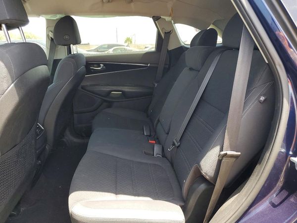 2018 KIA SORENTO L, LX