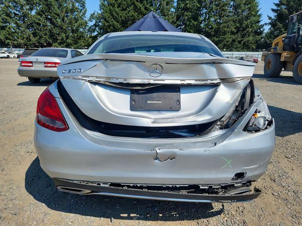2018 MERCEDES-BENZ C C300