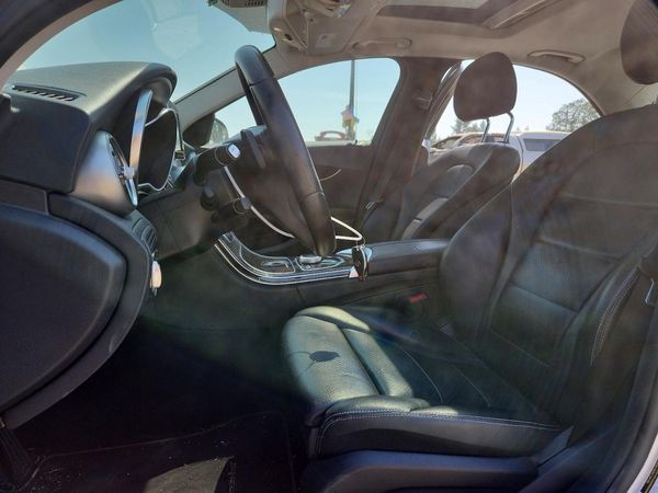 2018 MERCEDES-BENZ C C300
