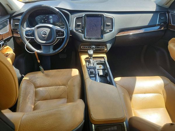 2016 VOLVO XC90 SV42 Momentum